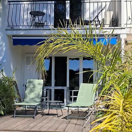 Apartman Cozy A 5 Minutes De La A Saint-raphael Saint-Raphaël